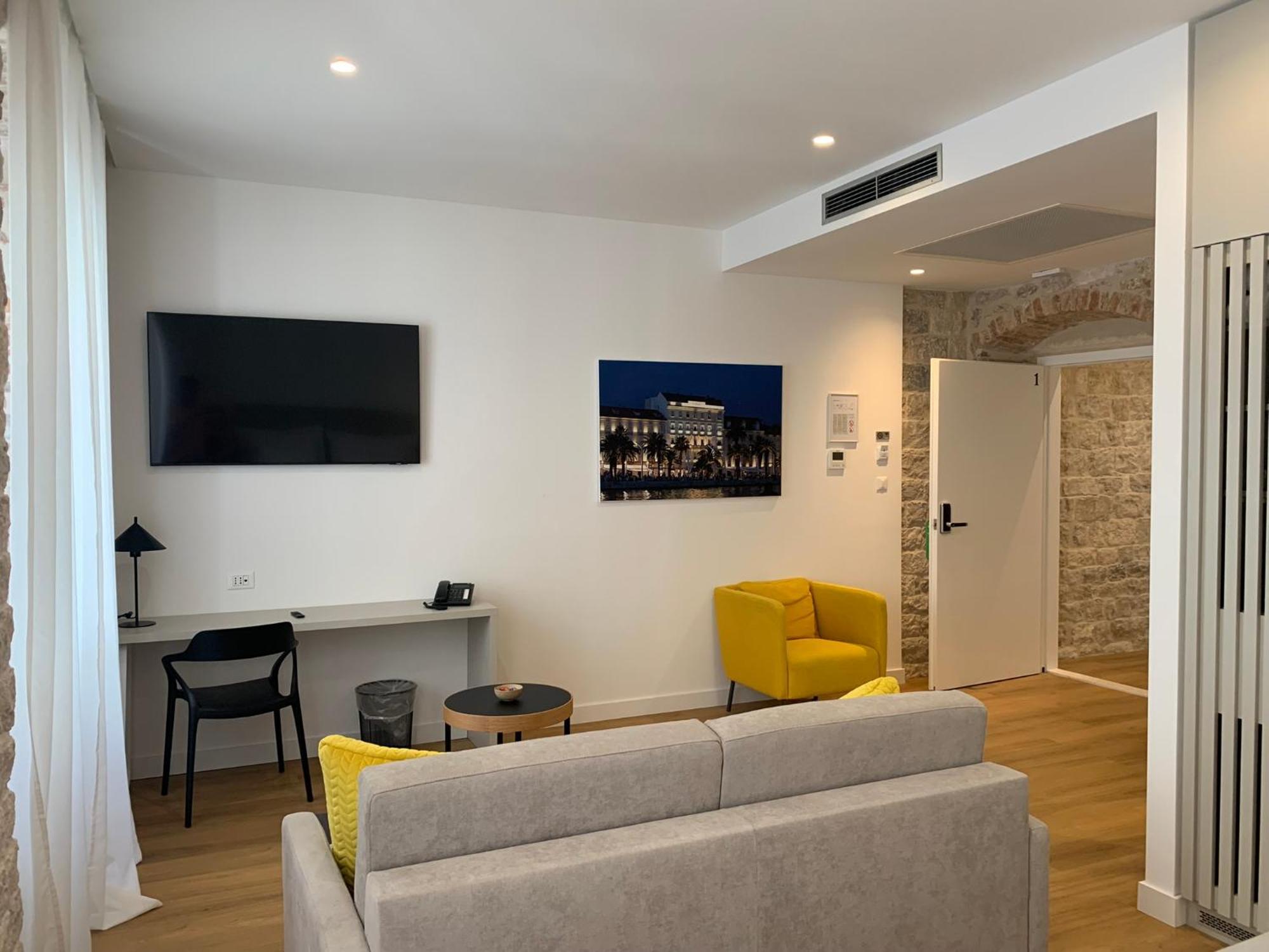 Priuli Heritage Suites สปลิท ภายนอก รูปภาพ